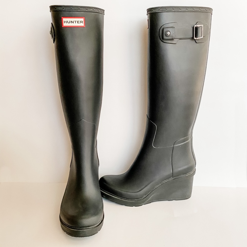 Hunter Original Refined Mid-Wedge Tall Rain Boots